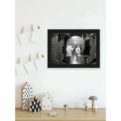 Komar Tableau Déco Star Wars Leia R2D2 Upload -Home24 Soldes 1000326101 220125 150447023 MOOD DETAILS P000000001000326101 mood