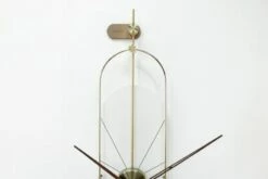 Horloge Murale Design THE WHITE PLANET. -Home24 Soldes 3bdec5e8696f4cc8bd3b4cf01a194341