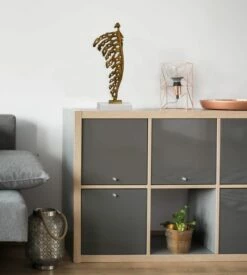 Sculpture Moderne Militant Feather -Home24 Soldes 5bc0ea6ba033465fb5822df4af2a2bdf