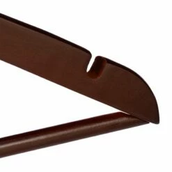 Cintre En Bois Set De 10 -Home24 Soldes 6b2a6f552e14448eb3d61f42cb31a660