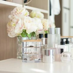 Organiseur Maquillage à 3 Compartiments -Home24 Soldes 704702b5edb14297b70506ead01b0392