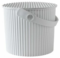 Seau Omni Outil Mini 4L -Home24 Soldes 7a9fb6c416b748cb8dc55d5210ecf78e.cropped 38 55 940 906.processed