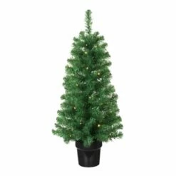 Lot De Sapins De Noël Et Couronne -Home24 Soldes b2dad7e805b14bc085d59526cfd468f0