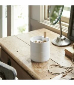 Yamazaki Boîte à Bijoux Avec 4 Niveaux Tournants -Home24 Soldes b64c84aa137246ed85be4c648d334eb4