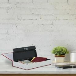 Faux Livre Coffre Fort -Home24 Soldes dbe253a33f49416f9850cf19bb6a4372